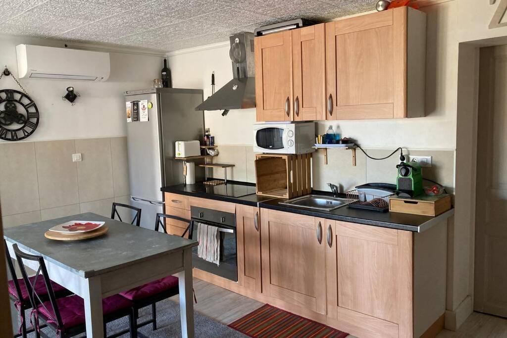 Appartement Avec Jardin Terrasse Портисио Екстериор снимка